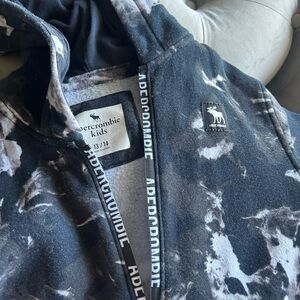 Abercrombie kids zip up hoodie